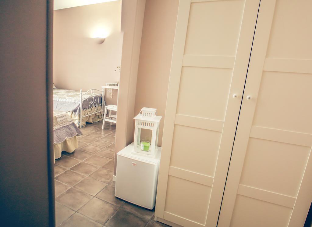La Peonia Bed and Breakfast Νάπολη Δωμάτιο φωτογραφία