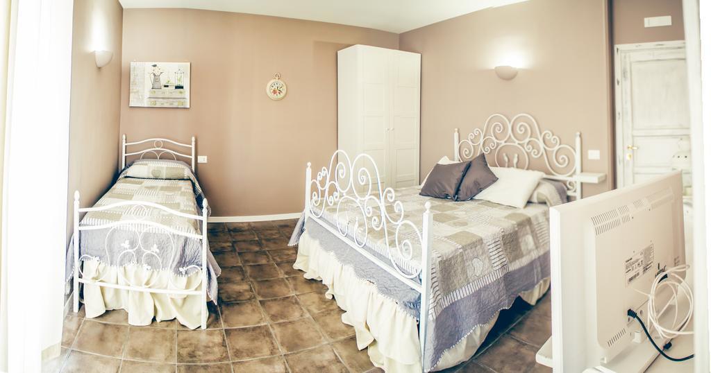 La Peonia Bed and Breakfast Νάπολη Δωμάτιο φωτογραφία