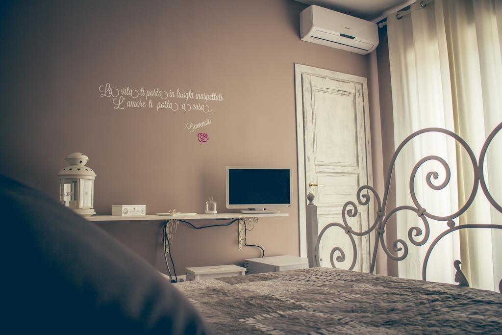 La Peonia Bed and Breakfast Νάπολη Δωμάτιο φωτογραφία