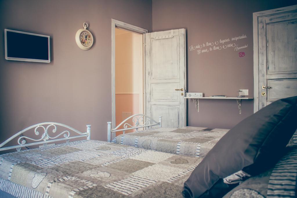 La Peonia Bed and Breakfast Νάπολη Δωμάτιο φωτογραφία